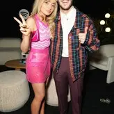 Sabrina Carpenter голая #1146