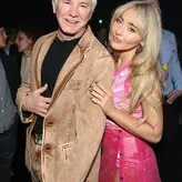Sabrina Carpenter голая #1147