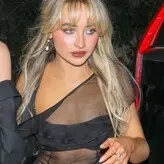 Sabrina Carpenter голая #1169