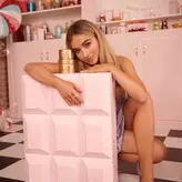Sabrina Carpenter голая #1185