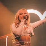 Sabrina Carpenter голая #1192