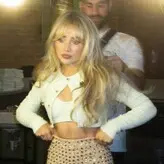 Sabrina Carpenter голая #1194