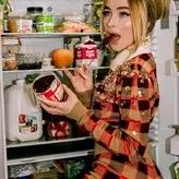 Sabrina Carpenter голая #1197