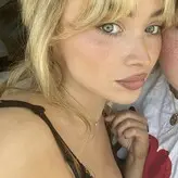 Sabrina Carpenter голая #1226
