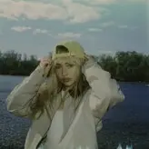 Sabrina Carpenter голая #1229