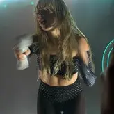 Sabrina Carpenter голая #1232