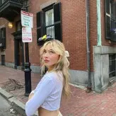 Sabrina Carpenter голая #1286
