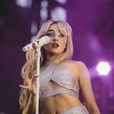 Sabrina Carpenter голая #1320