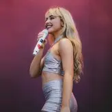 Sabrina Carpenter голая #1324