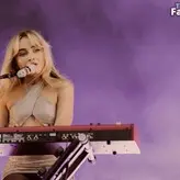 Sabrina Carpenter голая #1336