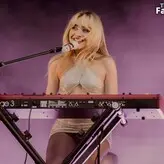 Sabrina Carpenter голая #1338