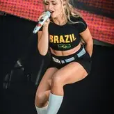 Sabrina Carpenter голая #1364