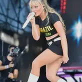 Sabrina Carpenter голая #1372