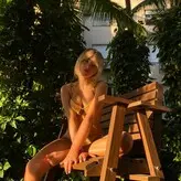 Sabrina Carpenter голая #1373