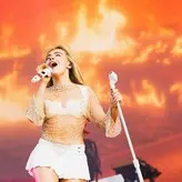 Sabrina Carpenter голая #1555