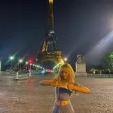 Sabrina Carpenter голая #1631