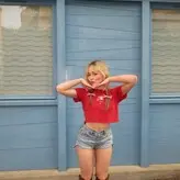 Sabrina Carpenter голая #1640