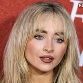 Sabrina Carpenter голая #1793