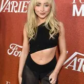 Sabrina Carpenter голая #1798
