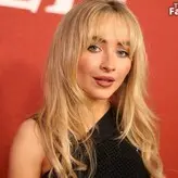 Sabrina Carpenter голая #1806