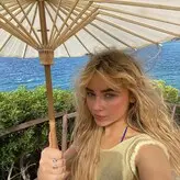 Sabrina Carpenter голая #1885