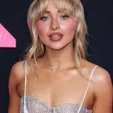 Sabrina Carpenter голая #1925