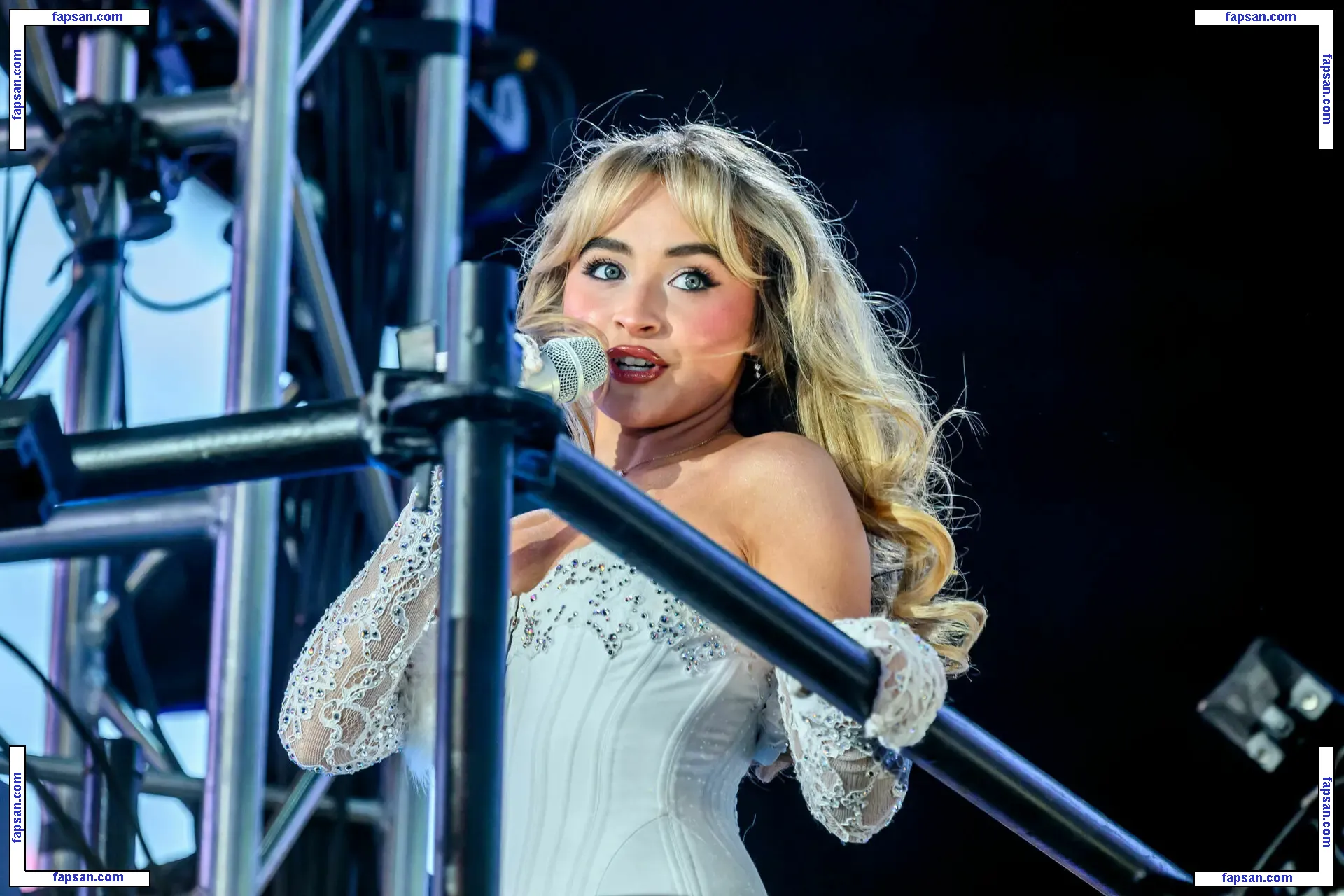 Sabrina Carpenter голая фото #2311 с Онлифанс