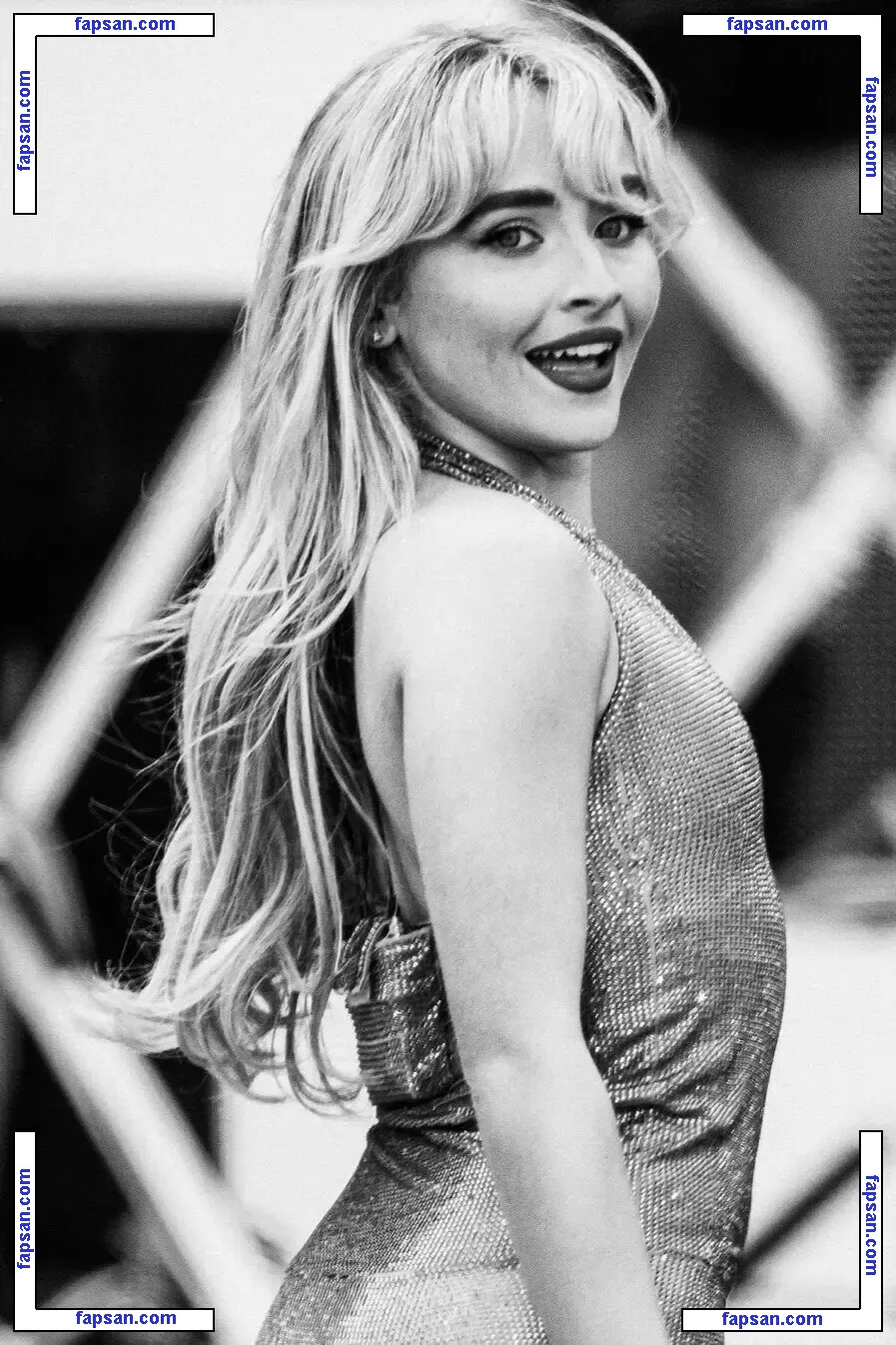 Sabrina Carpenter голая фото #2465 с Онлифанс