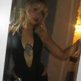 Sabrina Carpenter голая #2026
