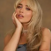 Sabrina Carpenter голая #2108