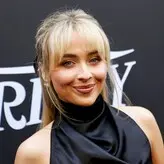 Sabrina Carpenter голая #2172