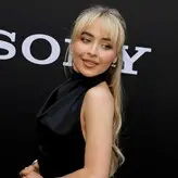 Sabrina Carpenter голая #2193