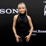 Sabrina Carpenter голая #2194