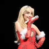 Sabrina Carpenter голая #2251