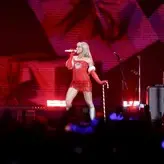 Sabrina Carpenter голая #2257