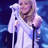 Sabrina Carpenter голая #2259