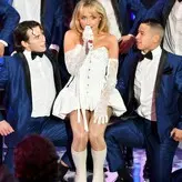 Sabrina Carpenter голая #2348