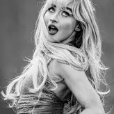 Sabrina Carpenter голая #2463