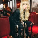 Sabrina Carpenter голая #2489