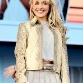 Sabrina Carpenter голая #2603