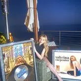 Sabrina Carpenter голая #2627