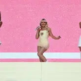 Sabrina Carpenter голая #2725