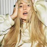 Sabrina Carpenter голая #2800