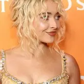 Sabrina Carpenter голая #2870