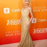Sabrina Carpenter голая #2874