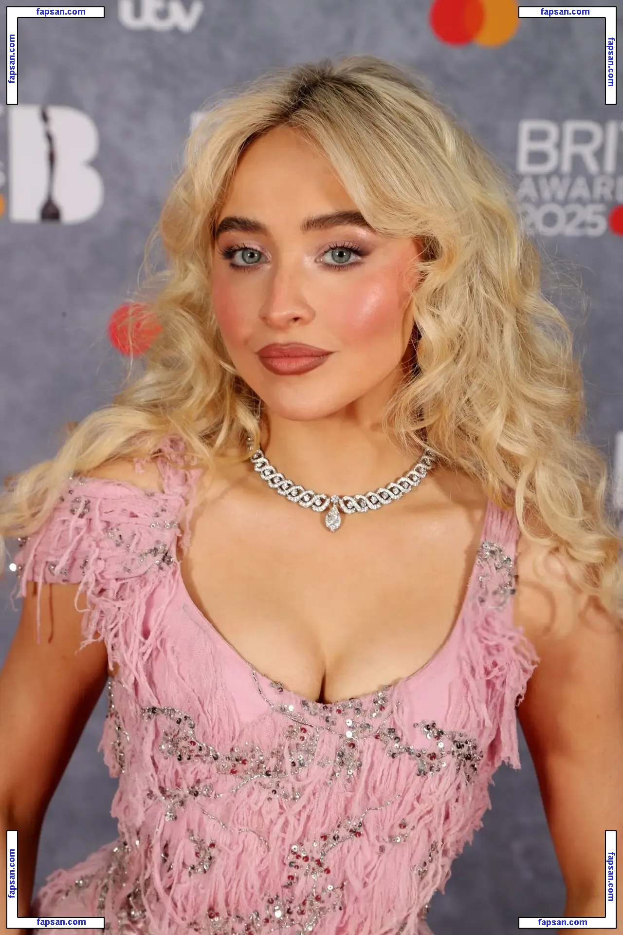 Sabrina Carpenter nude photo #3709 from OnlyFans