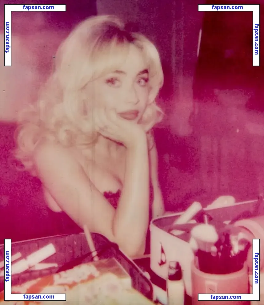 Sabrina Carpenter голая фото #3992 с Онлифанс