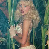 Sabrina Carpenter nude #3926