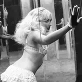 Sabrina Carpenter nude #3929