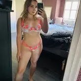 Sabrina Carpenter nude #3936